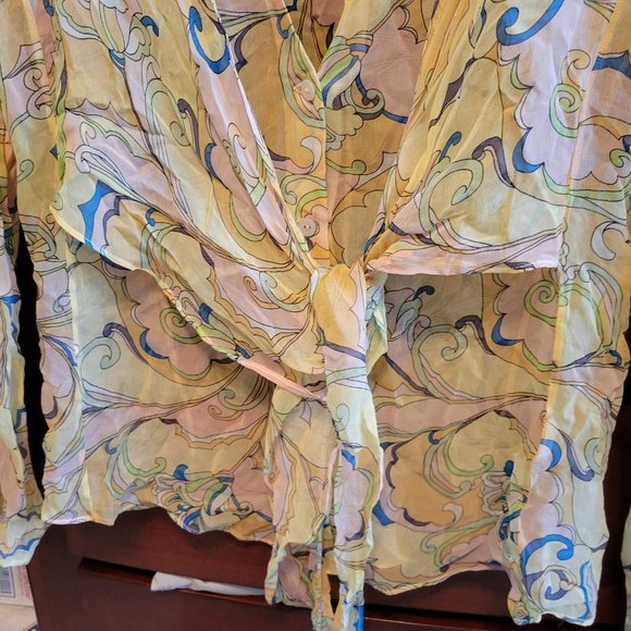 ILLIA  Long Sleeves - 100% Silk Sheer Floral Blouse -  Yellow Floral - Size 2. - Picture 7 of 11